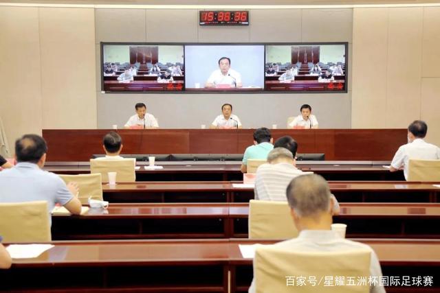 詹姆斯再创佳绩，76人球星卡销量破纪录！